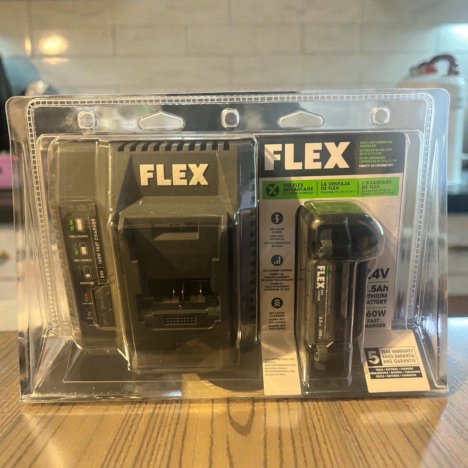 FLEX 24V 2.5Ah Lithium-Ion Battery & 160W Fast Charger Starter Kit – New!!