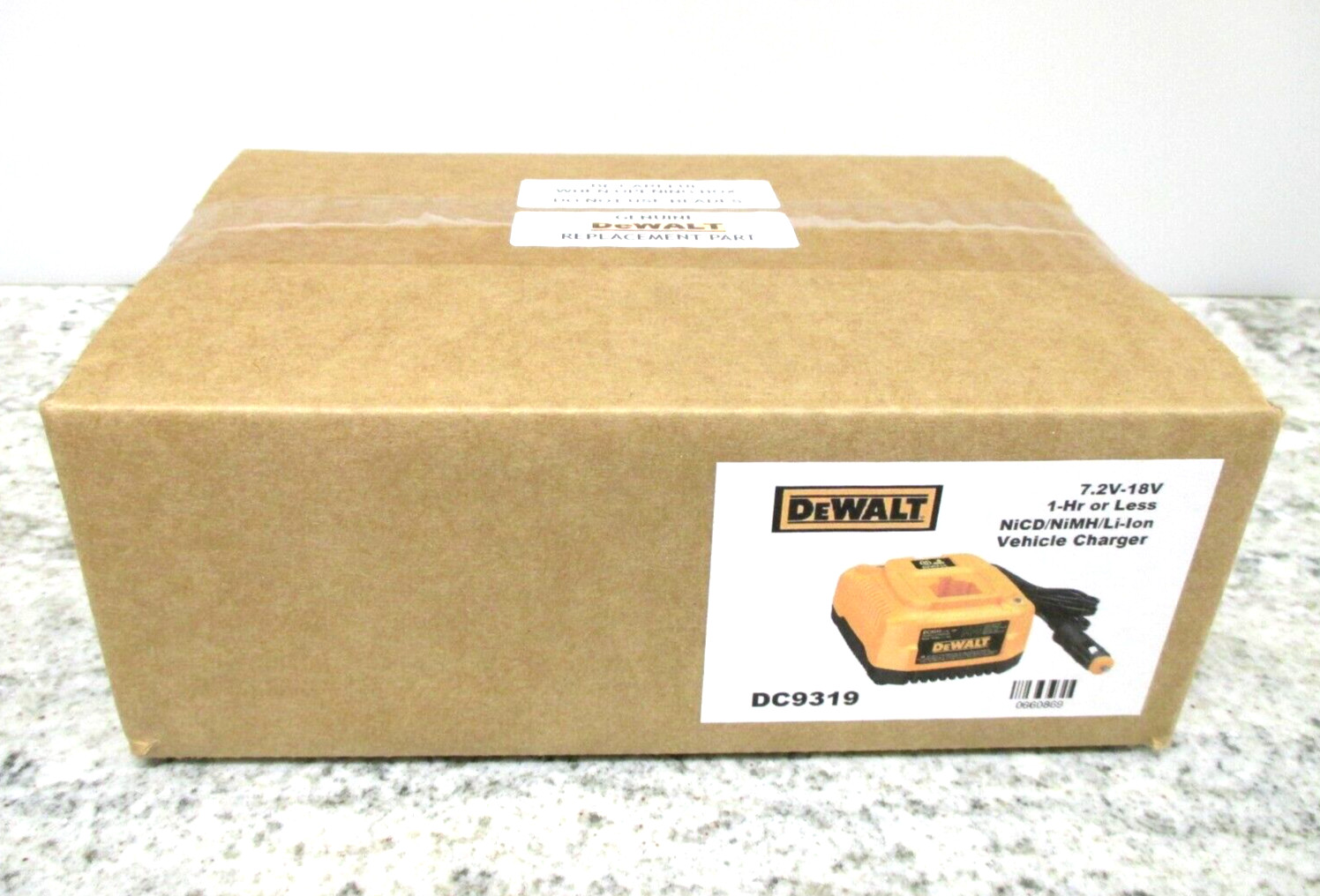 Genuine DEWALT DC9319 7.2V 12V 14.4V 18V Volt 1-Hr Vehicle Charger *NEW IN BOX*