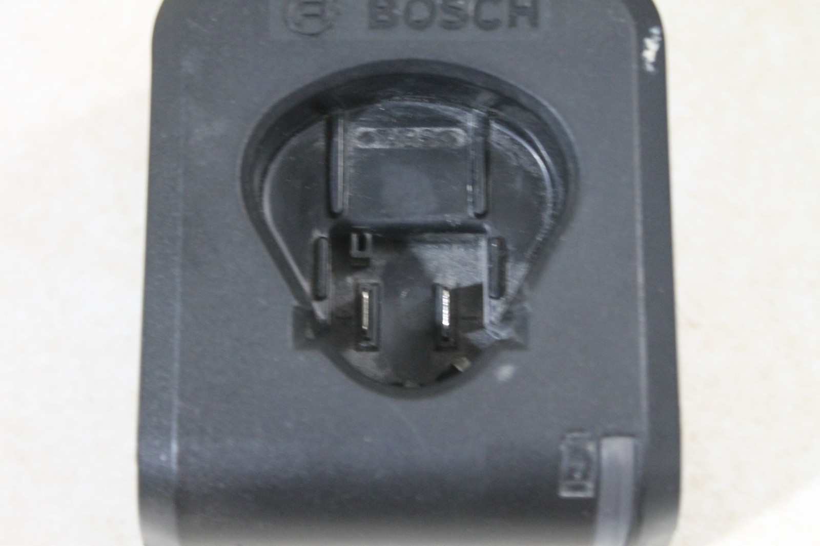 TESTED Genuine OEM Bosch 12V Volt Battery Charger GAL 12v-20