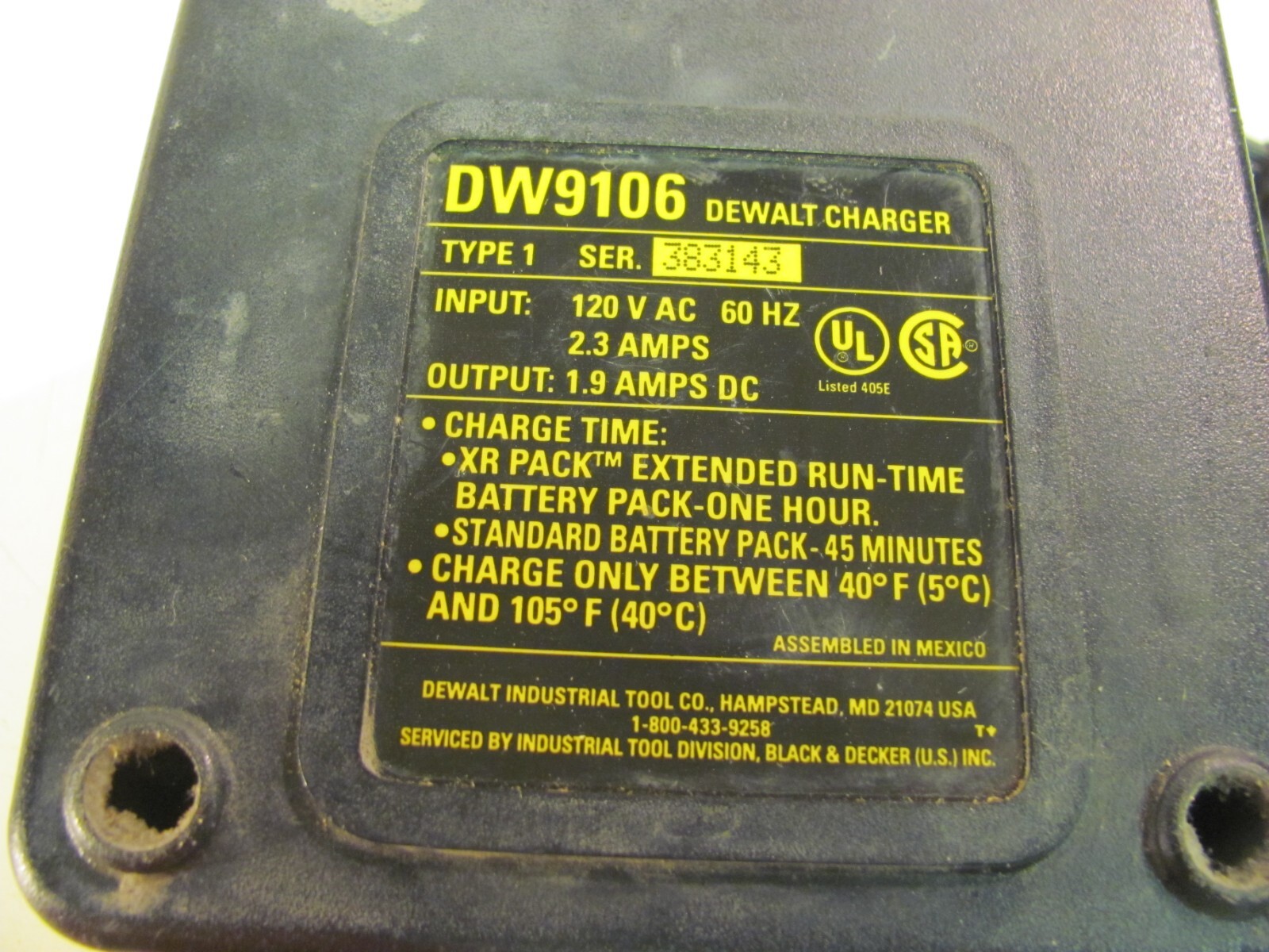 Genuine DeWalt DW9106 Battery Charger – for XR Pack