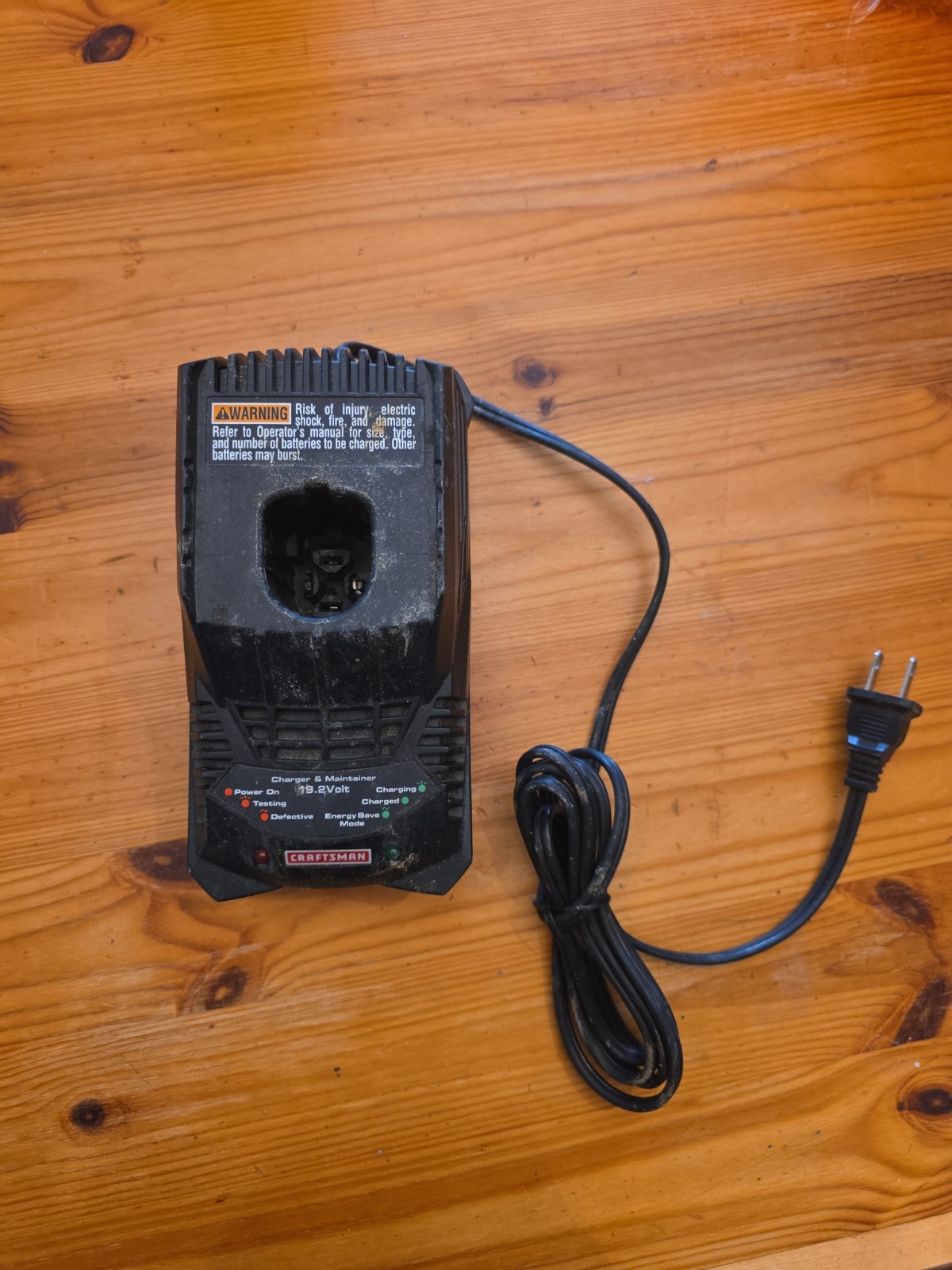 Craftsman 19.2V Battery Charger & Maintainer Base, Black 315.CH2021