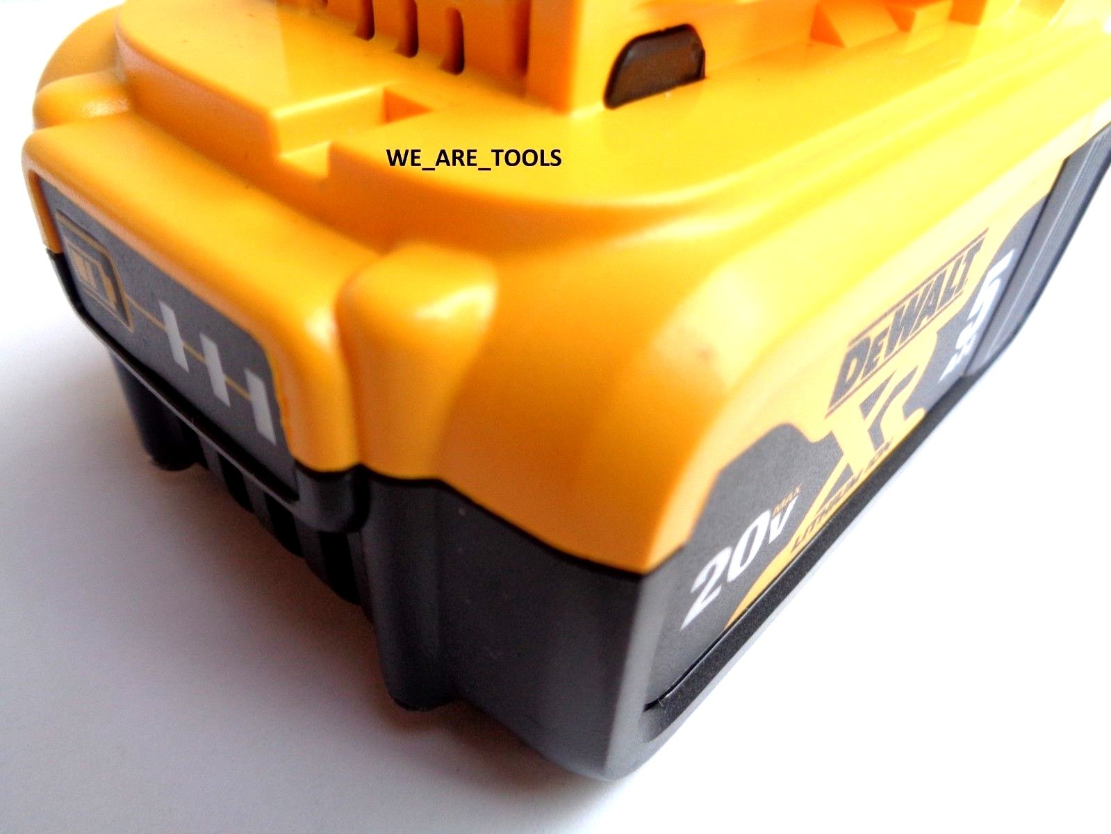 (2) Dewalt 20V DCB205 5.0 AH Batteries, (1) DCB115 Charger 20 Volt