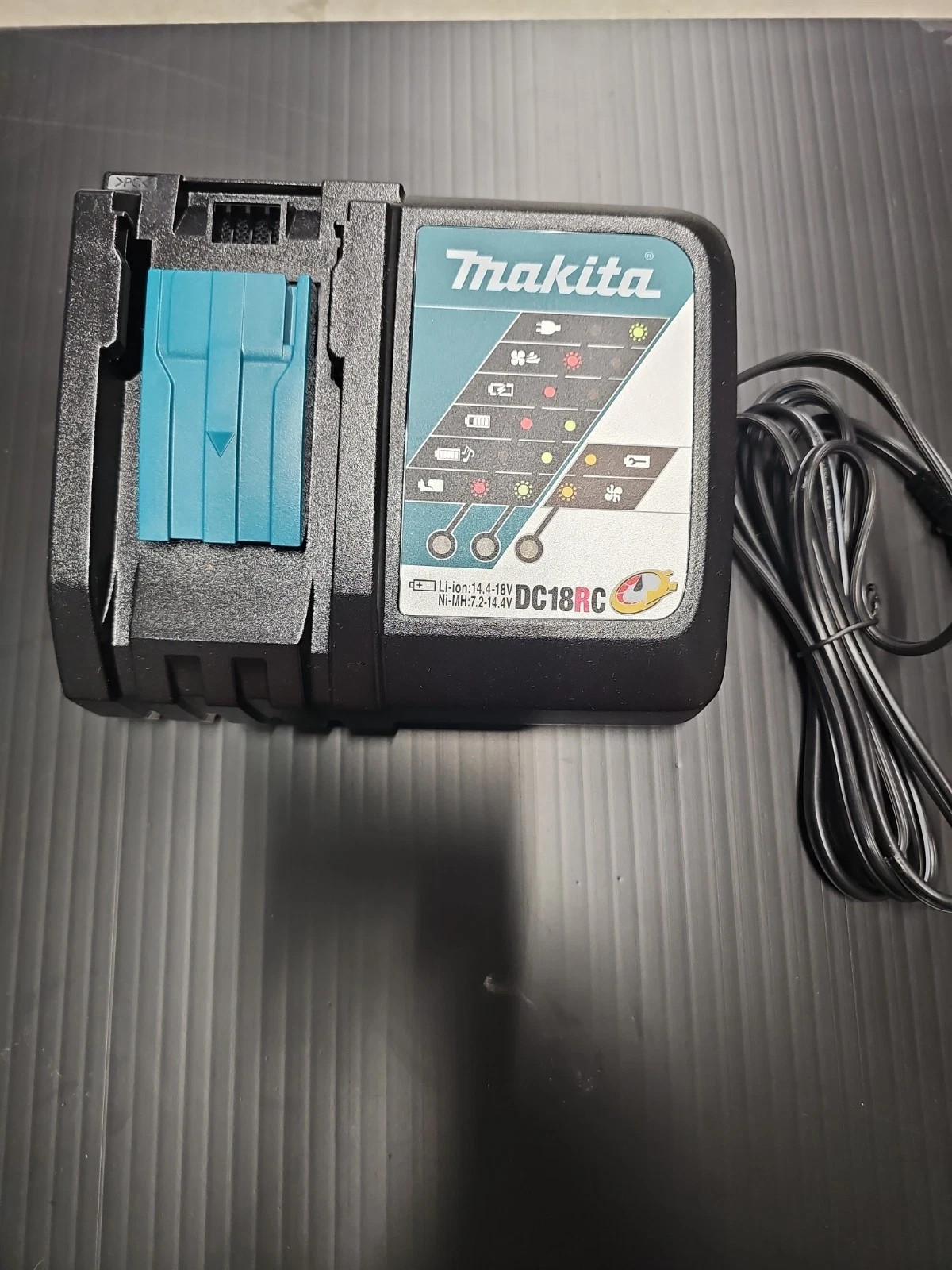 makita DC18RC Genuine 18v Rapid Fast Battery Charger 18 Volt
