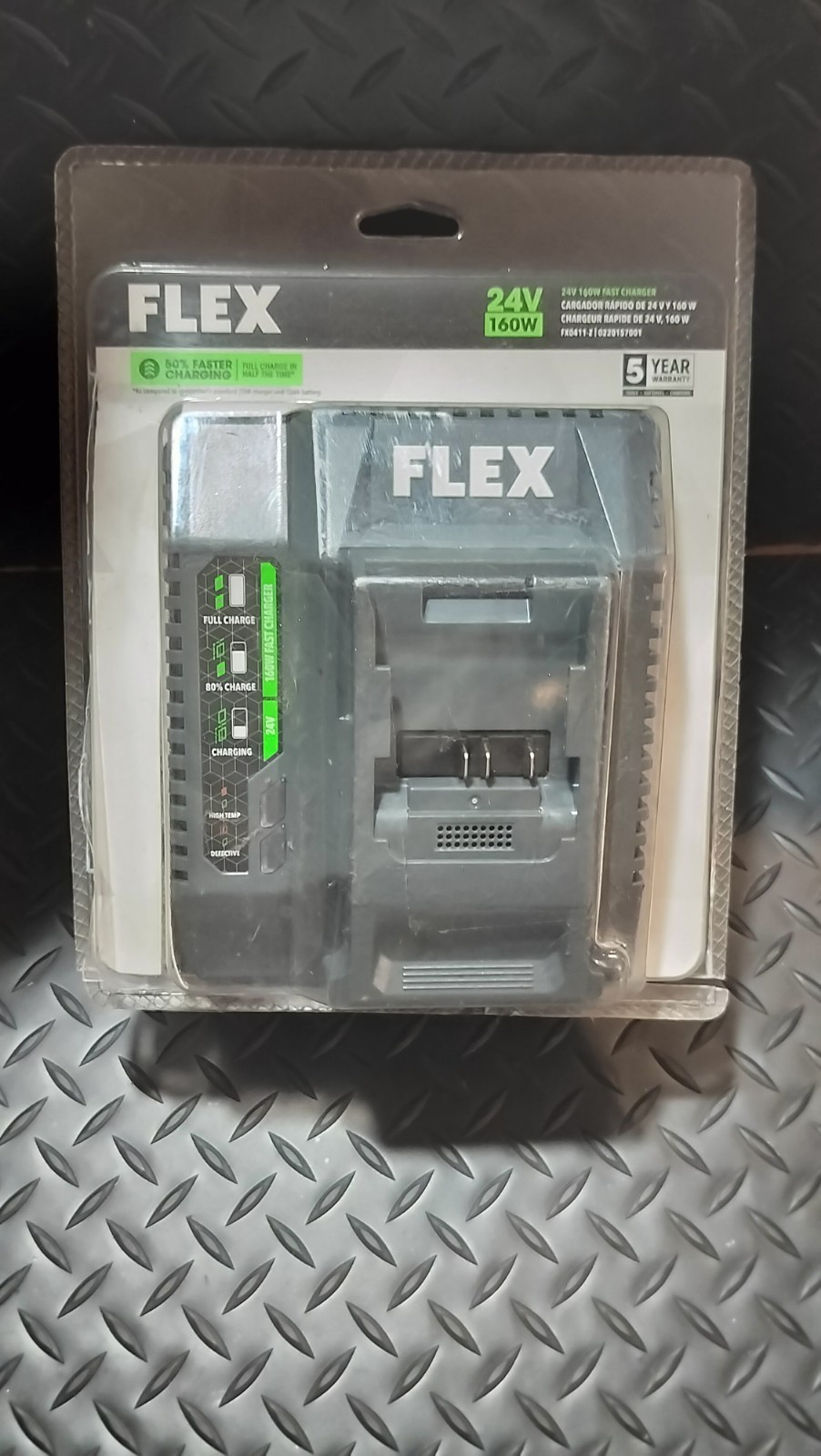 New FLEX 24 -Volt Lithium-ion Battery Quick Charger Model #FX0411-Z