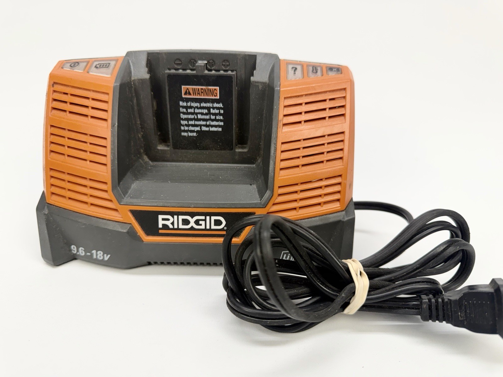 Ridgid R840093 Dual Chemistry Li-Ion/NiCd Battery Charger 9.6-18V