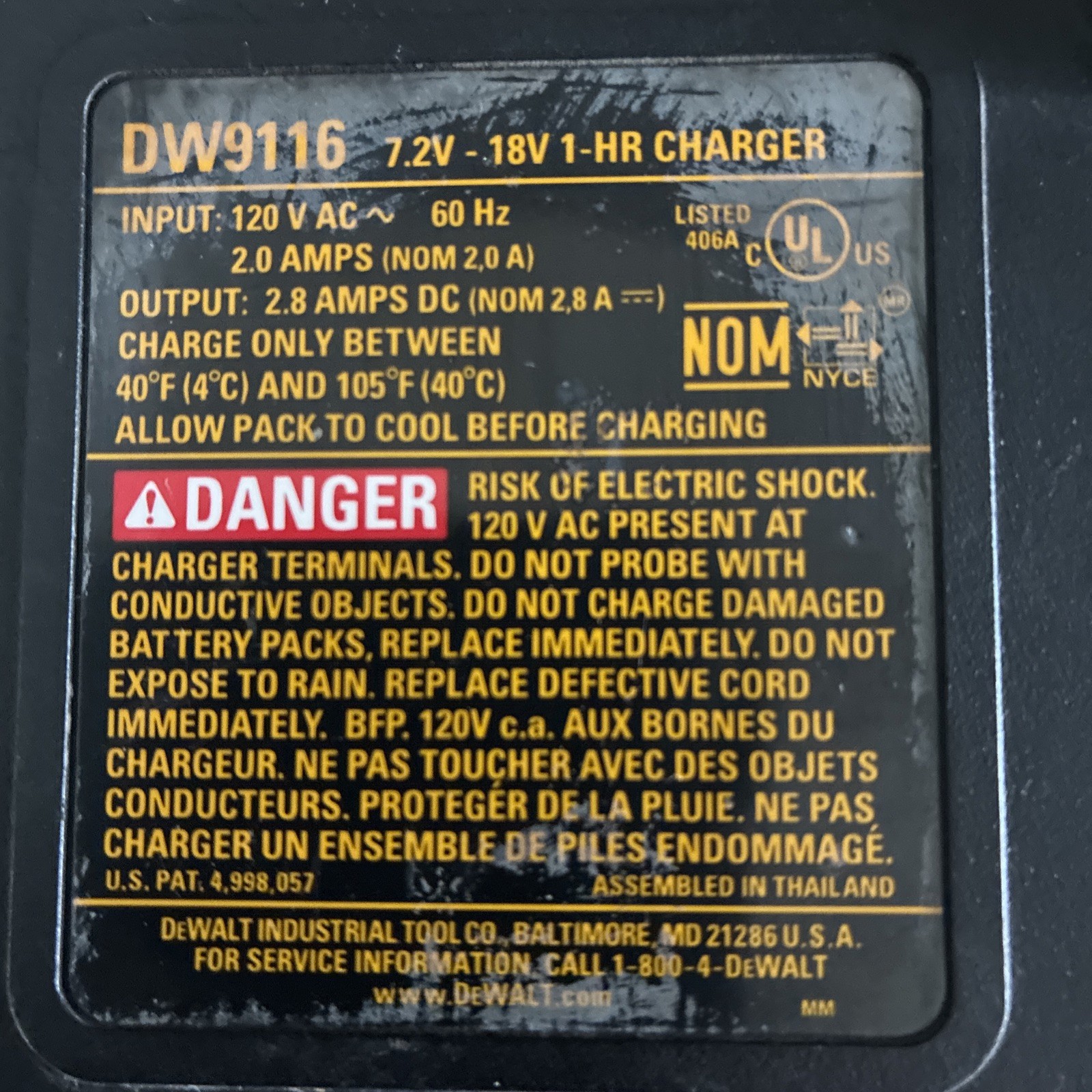 DeWalt DW9116 7.2-18V NiCd 1 Hour Battery Charger