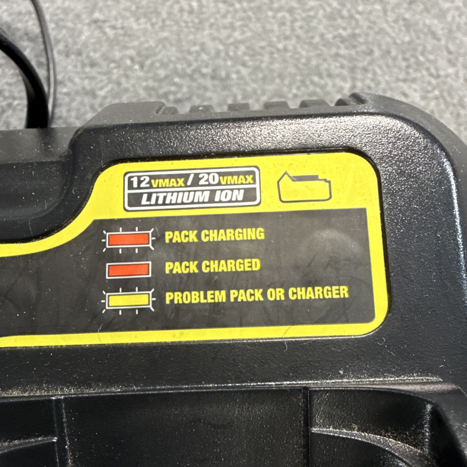 DEWALT DCB102 12V/20V MAX Jobsite Charging Station Dual Charger w/ USB