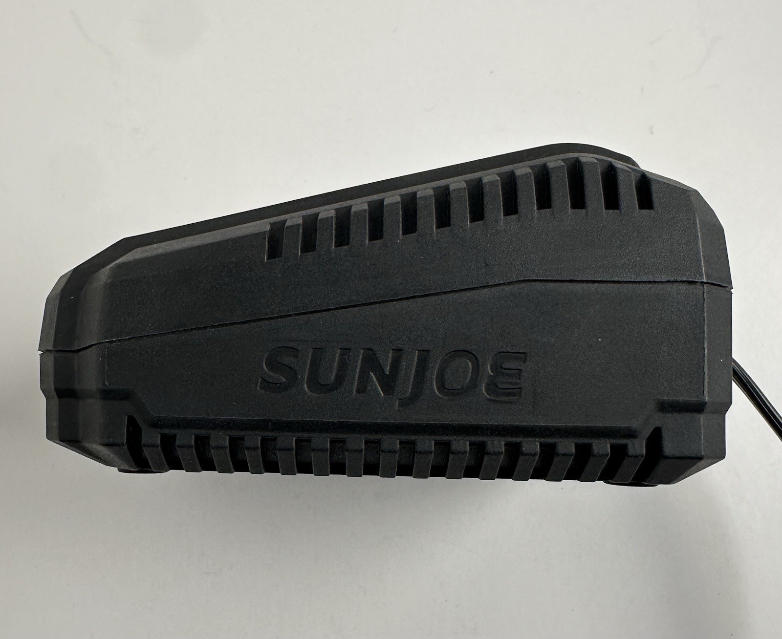 SunJoe & SnowJoe 24V Li-ion Quick Battery Charger Model ( 24VCHRG-QC ) Tested
