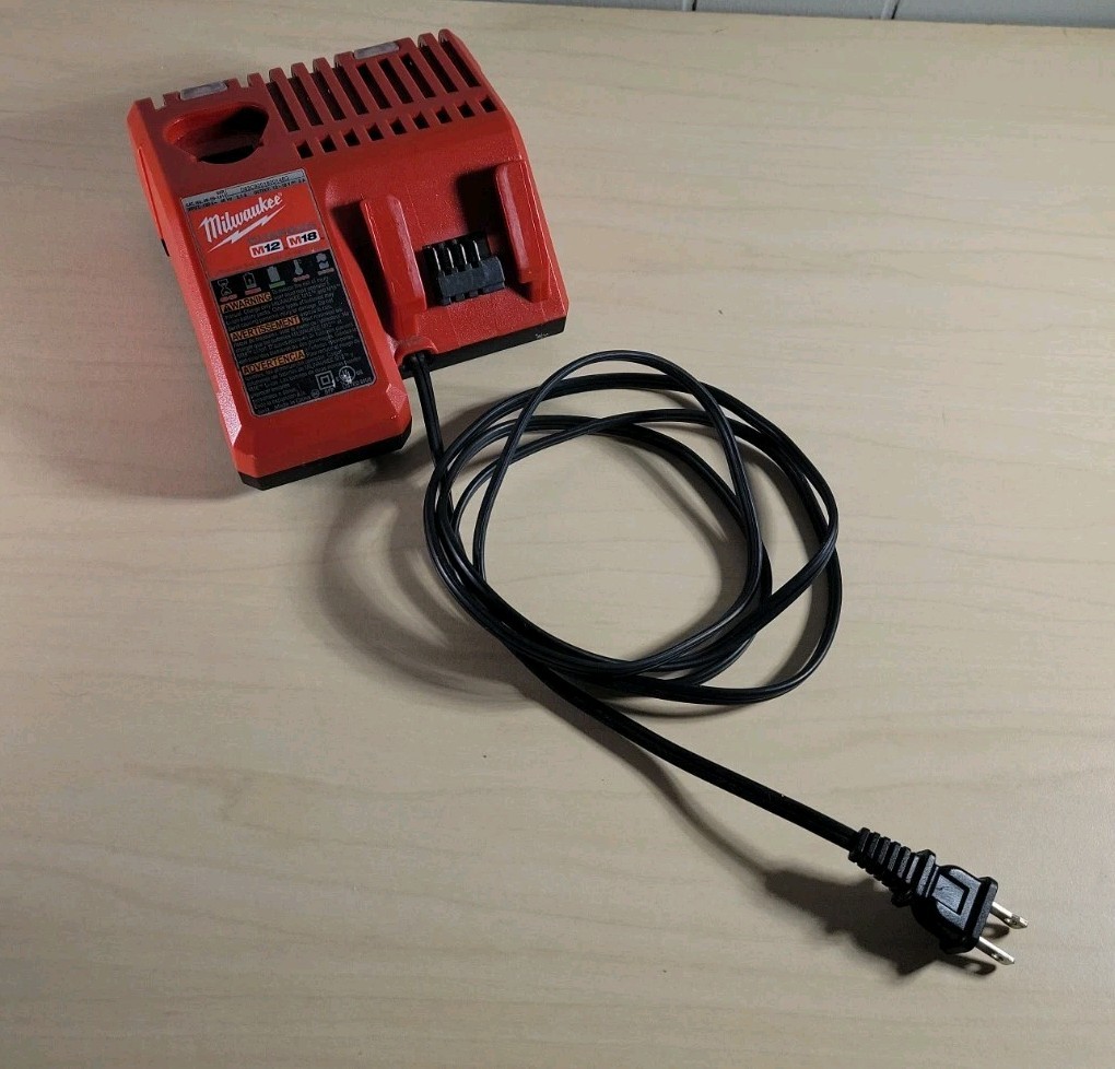 Genuine MILWAUKEE 48-59-1812 18V M12 / M18 LITHIUM ION CHARGER