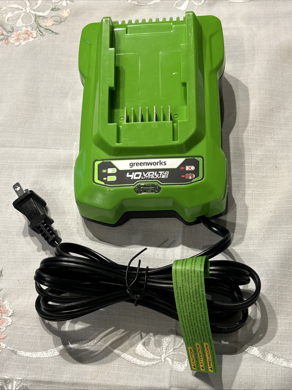 Greenworks 40Volt Charger #29482 Tested Working-Read Description-