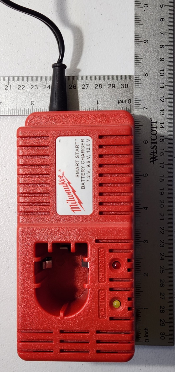 Milwaukee Smart Start Battery Charger 7.2, 9.6, 12.0 Volts