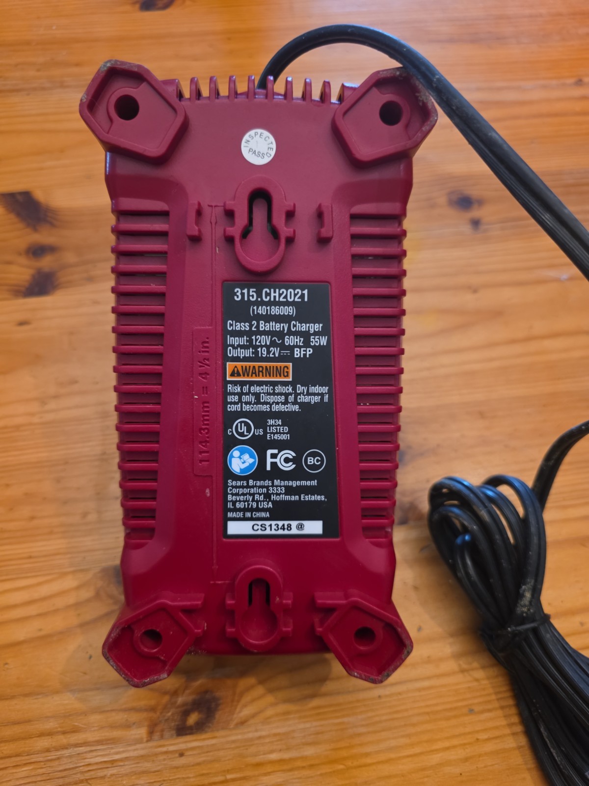 Craftsman 19.2V Battery Charger & Maintainer Base, Black 315.CH2021