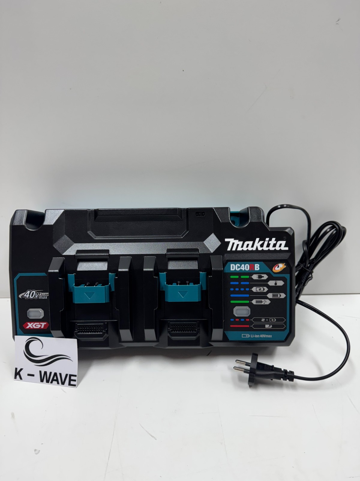 Makita DC40RB 40Vmax Dual Port Rapid Charger / Genuine / Express