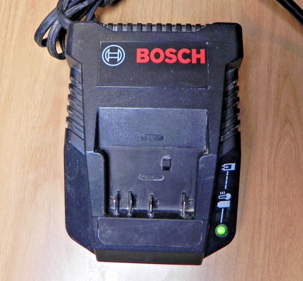 Bosch 18V Battery Charger BC660 Genuine OEM Working Condition