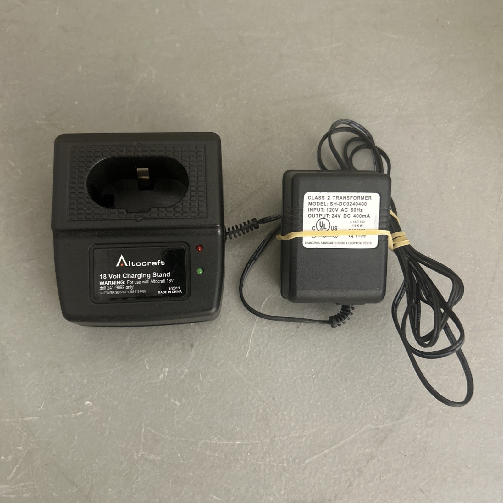 Altocraft 18 Volt Charging Stand SH-DC0240400 For Drill 241-9899( See Notes)