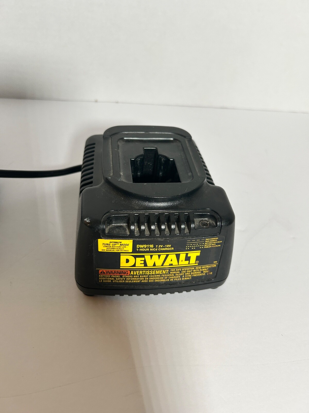DeWalt DW9226 7.2-18V Battery Charger