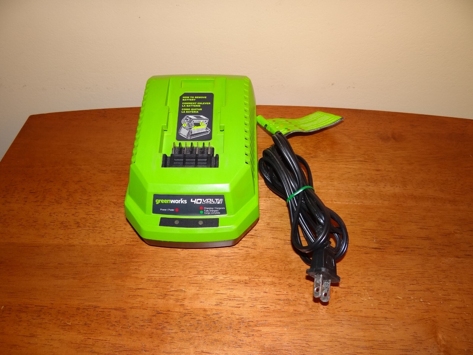 Genuine GreenWorks 29482 40V Lithium-Ion Battery Charger