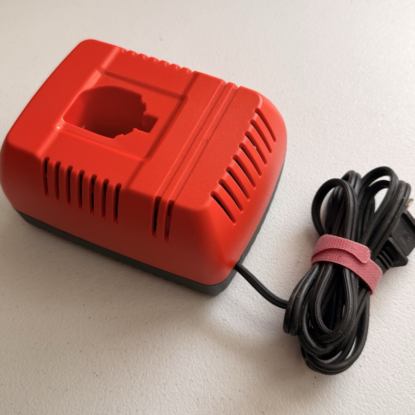 Black & Decker PS1MVC Multi-Voltage NiCd Battery Charger 8.4V up to 14.4V