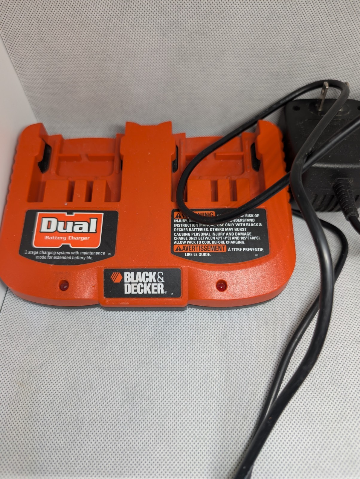 Black & Decker Fire Storm Dual Battery Charger 18V UD-18V2C