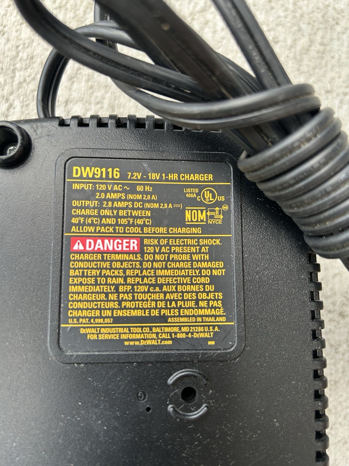 Genuine OEM Dewalt DW9116 Battery Charger 7.2V-18V 1 Hour NiCd Comes As Shown