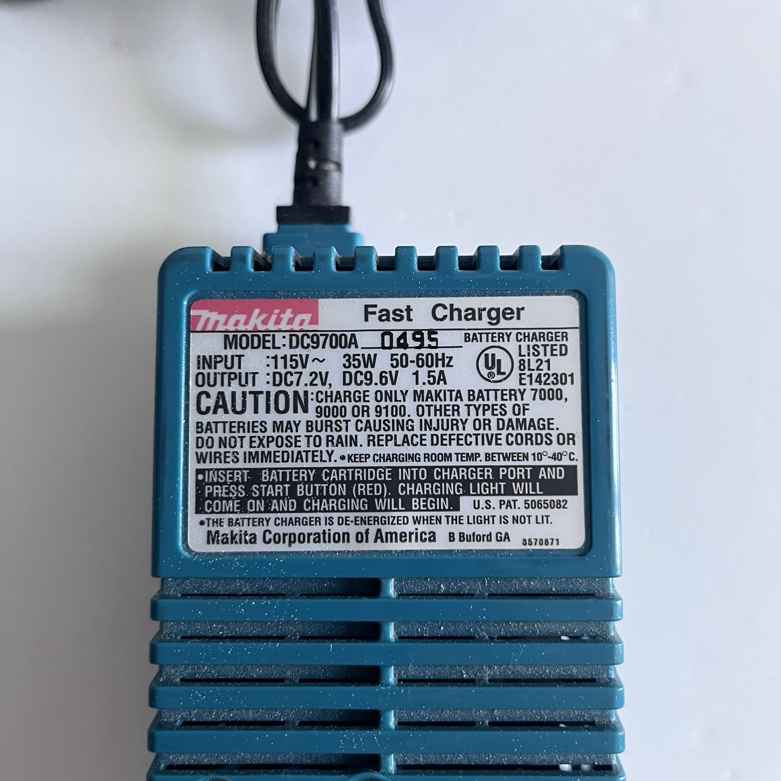 Makita DC9700A 9.6V & 7.2V Battery Fast Charger Genuine OEM