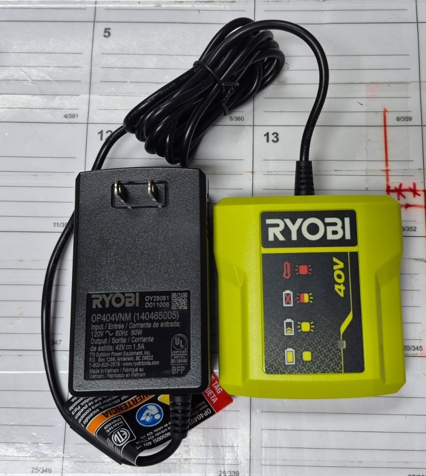 Ryobi 18V Charger #OP404VNM (140465005)