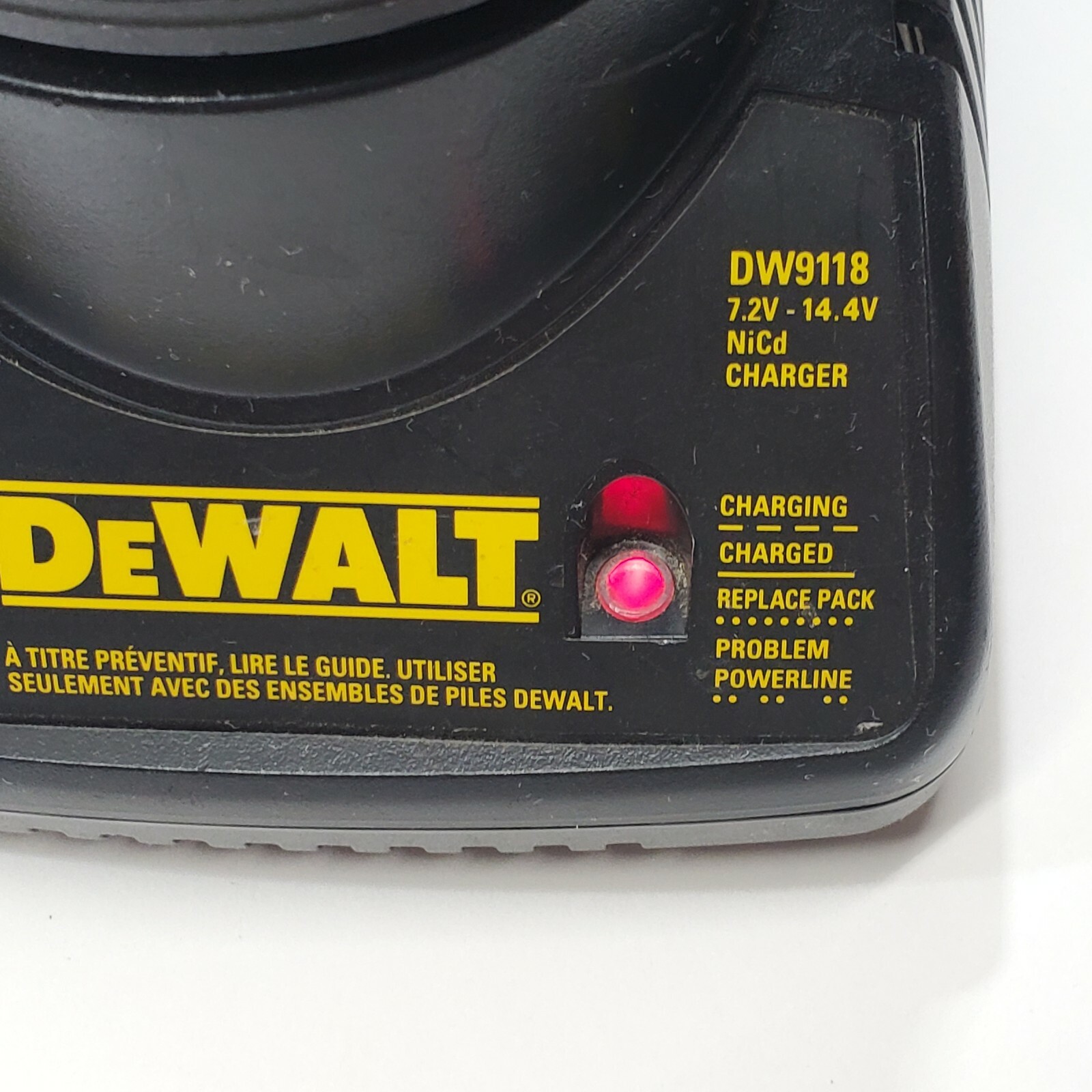 DeWALT Power Tool Battery Chargers (2) DW9118 ~ 7.2V – 14.4V NiCd Charger