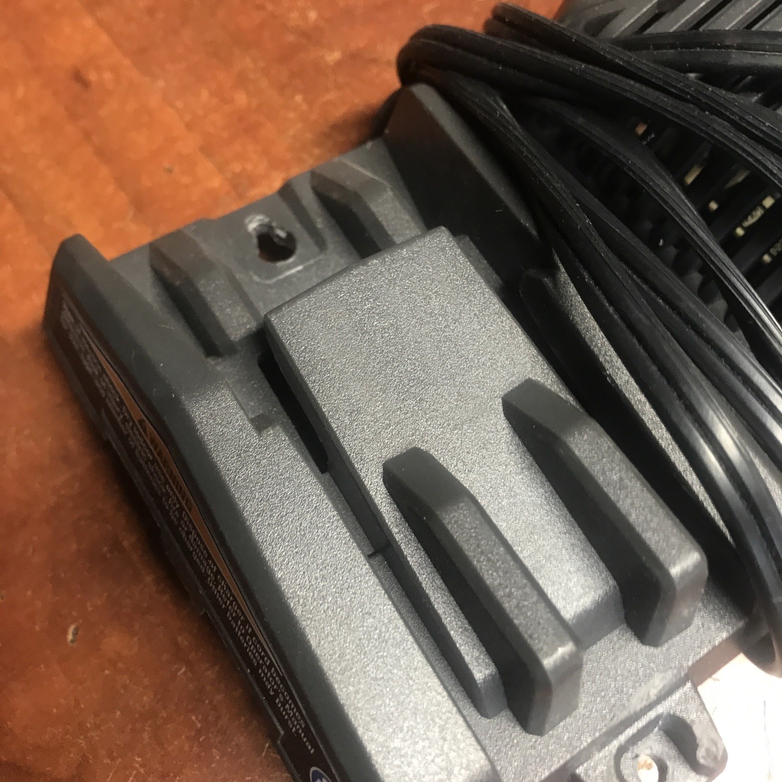 Use OEM Ryobi P187 Evercharge Wall Mount Battery Charger for P718 Stick Vacuum
