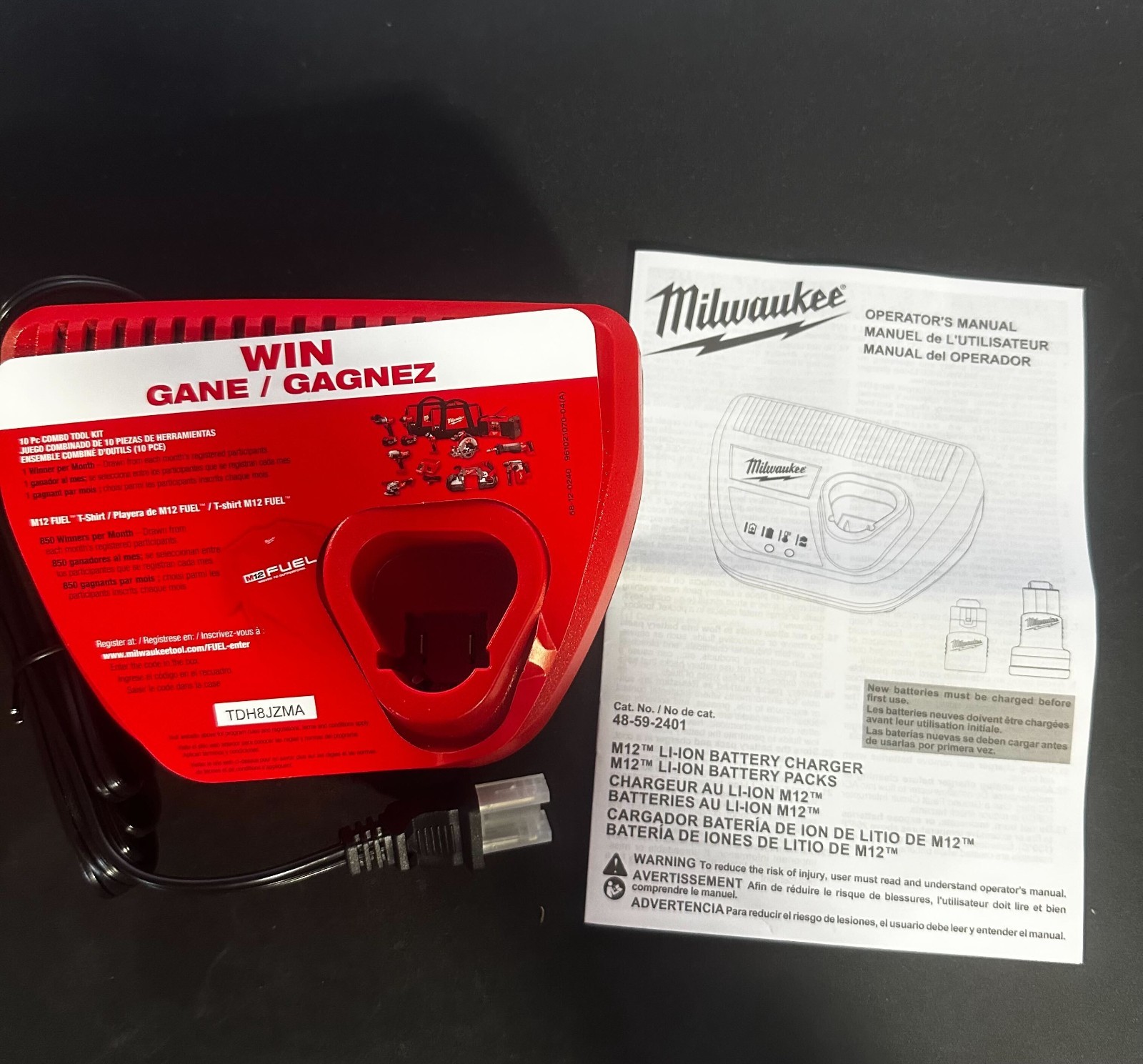 NEW Milwaukee Genuine 48-59-2401 M12 Lithium Ion 12 Volt Battery Charger w/LED