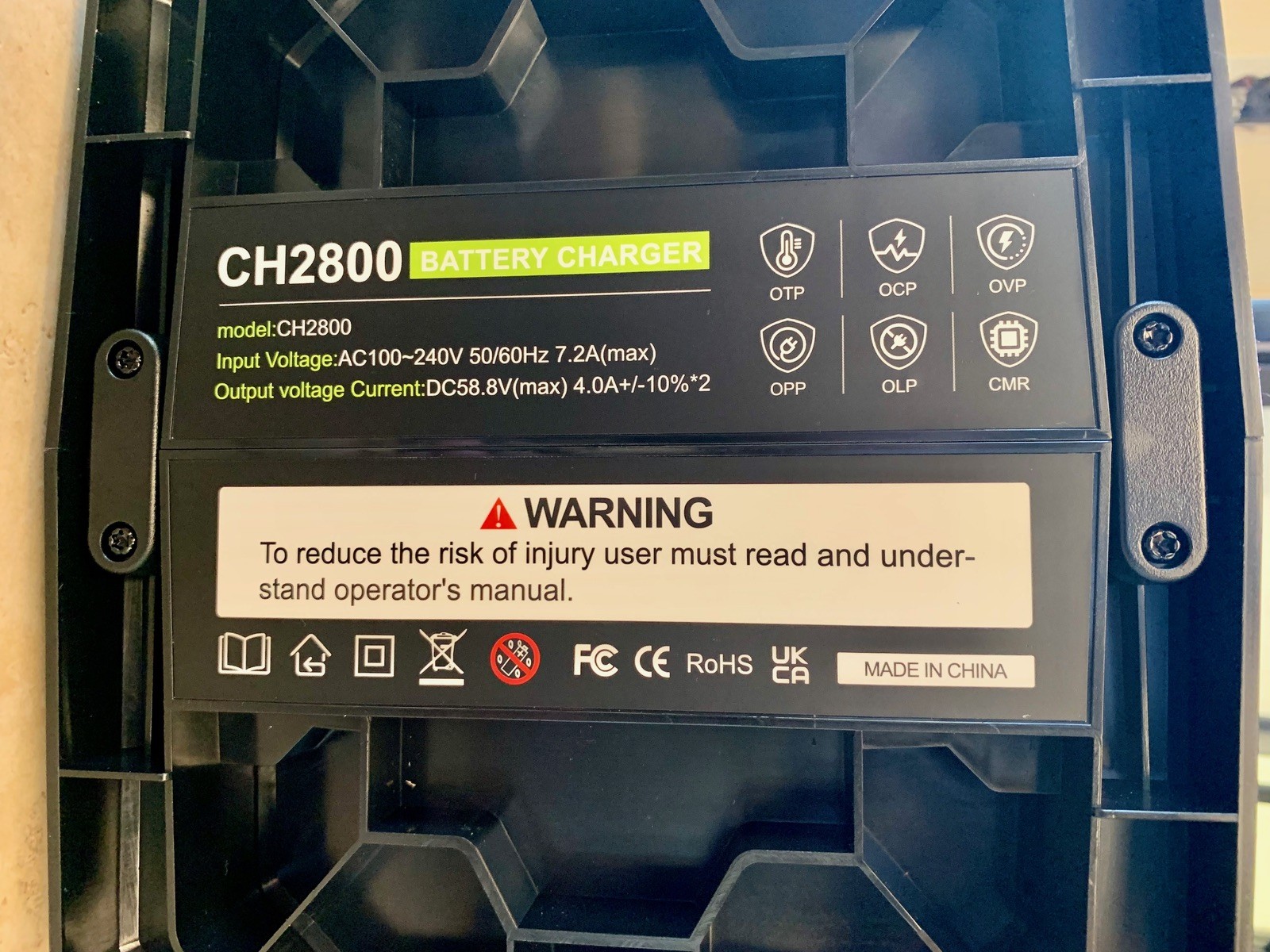 Dual-Port 4A Fast Charging Station for EGO 56V Lithium-Ion Batteries CH2800