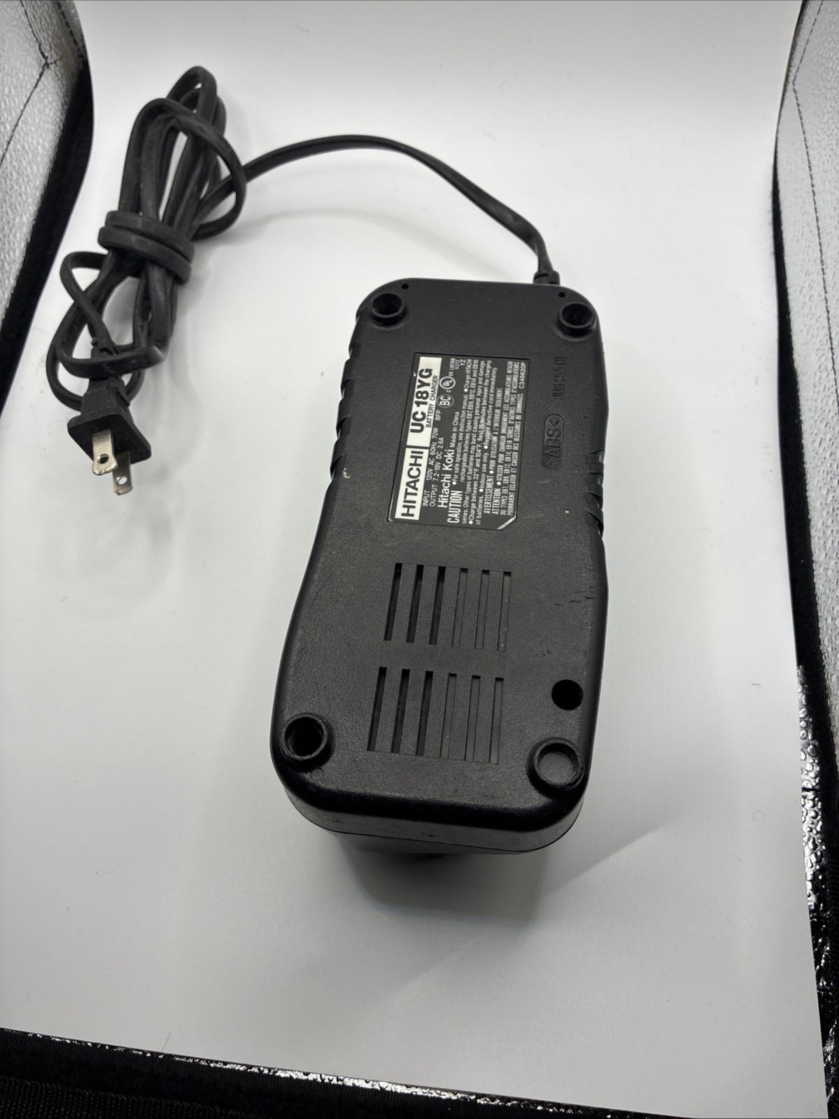 Hitachi Koki UC18YG 7.2-18V Nickel-Cadmium (NiCd) Power Tool Battery Charger