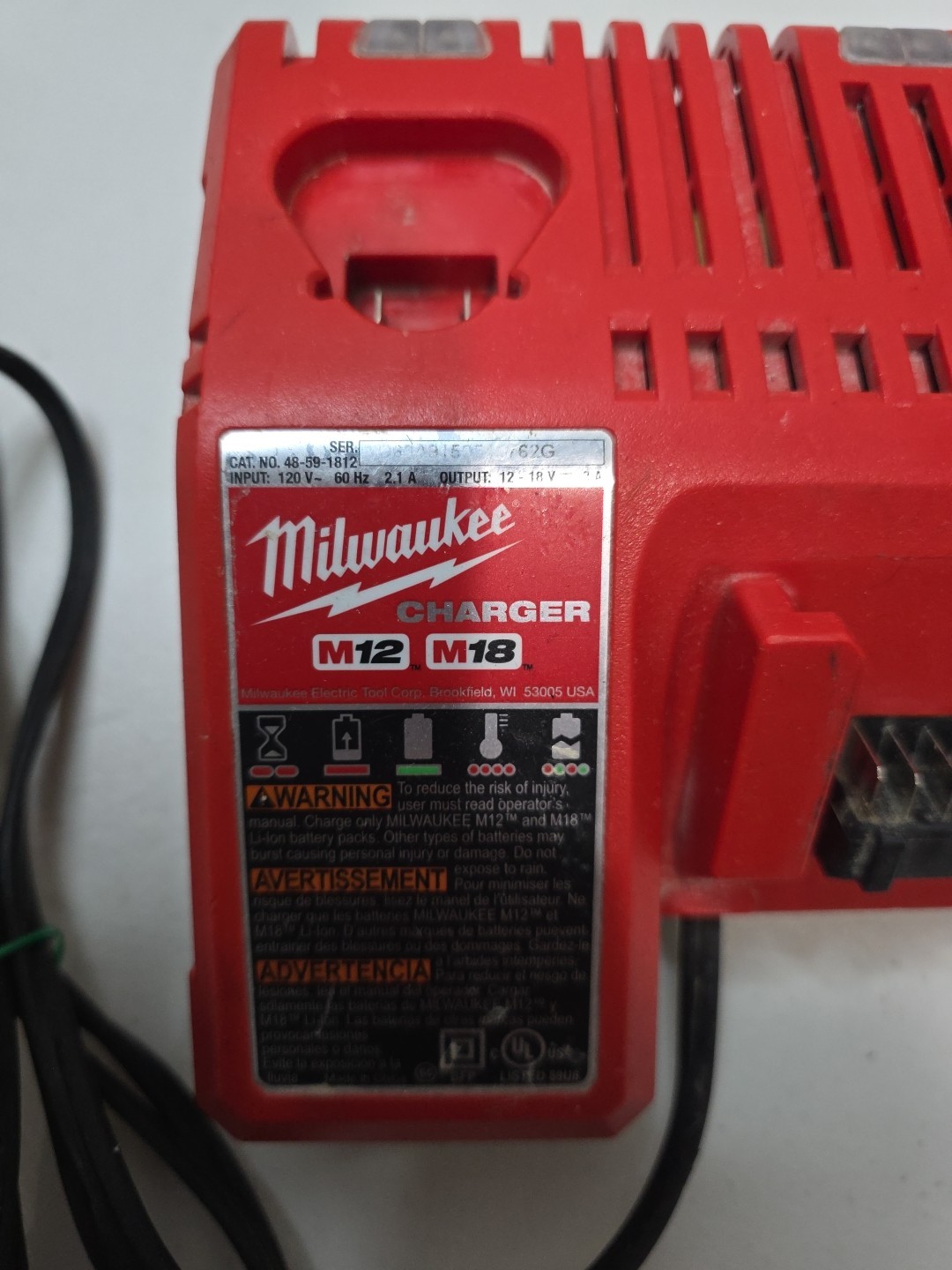 Genuine MILWAUKEE 48-59-1812 18V M12 / M18 LITHIUM ION CHARGER