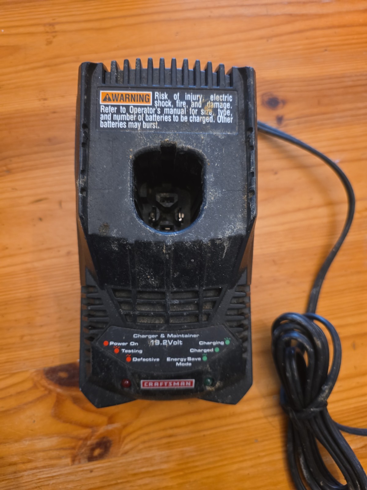 Craftsman 19.2V Battery Charger & Maintainer Base, Black 315.CH2021