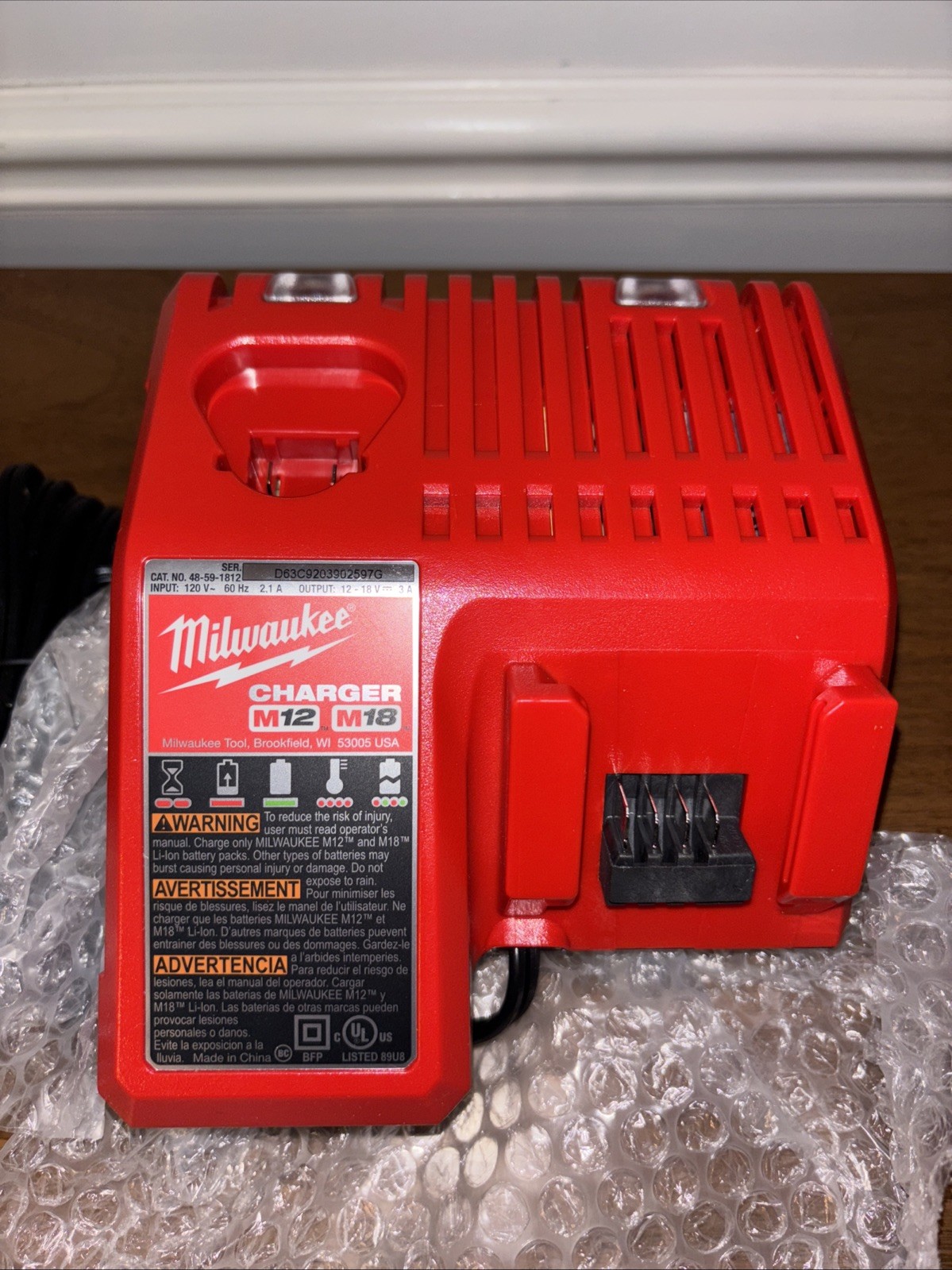 Milwaukee 48-59-1812 M18 M12 Multi Voltage Lithium Battery Charger