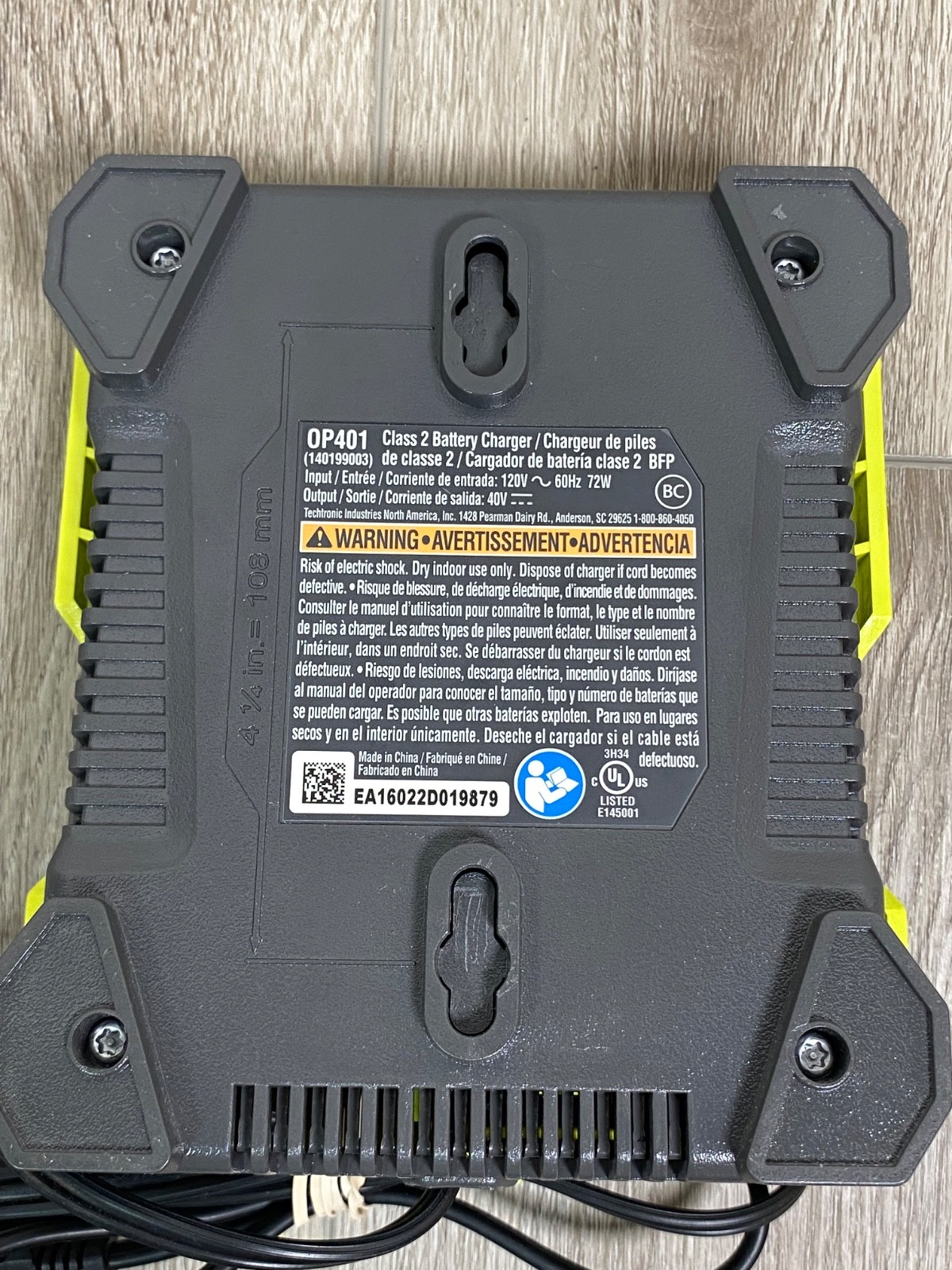 Ryobi 40 Volt Lithium Ion Class 2 Battery Charger OP401 Tested Working