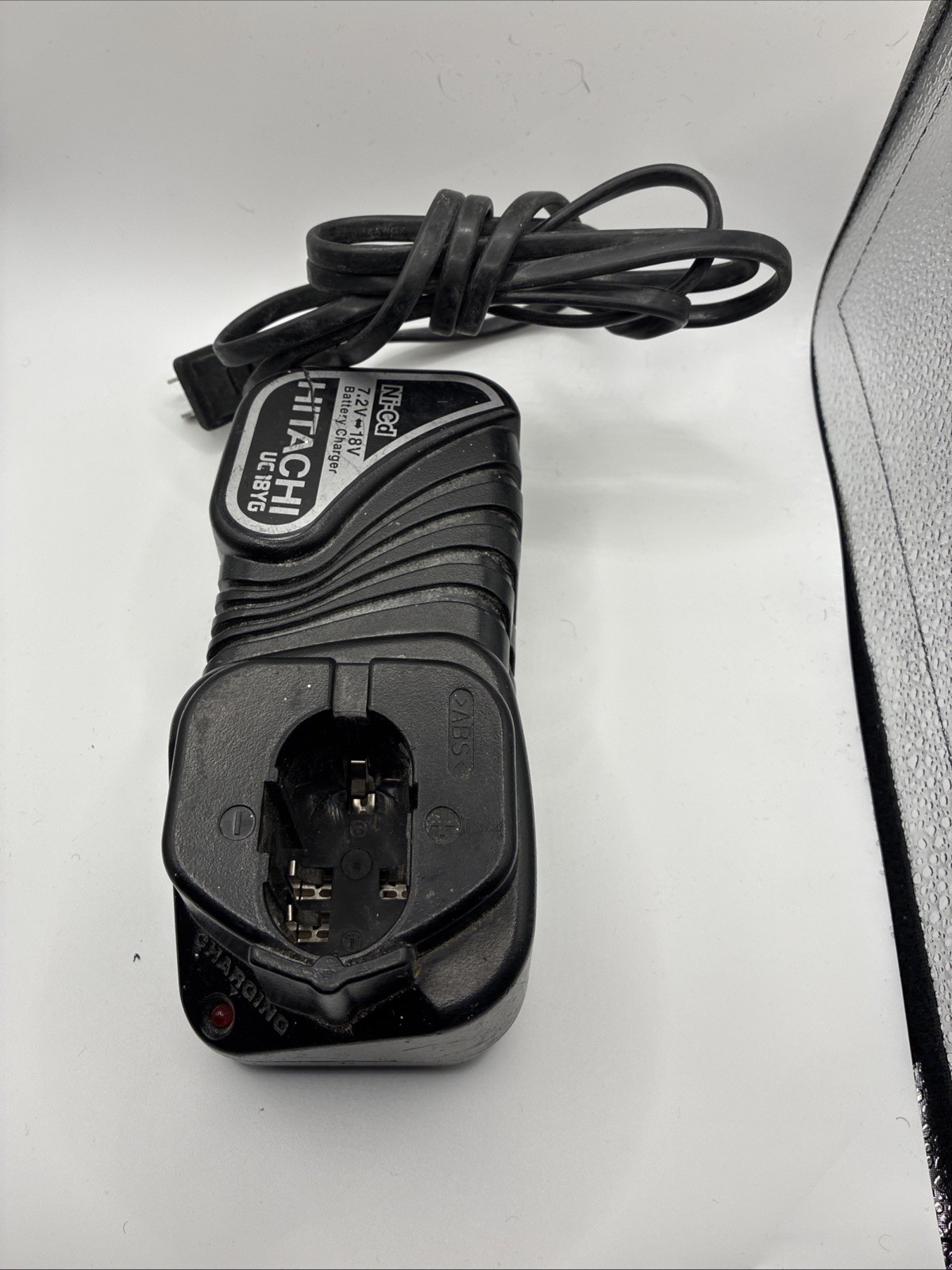 Hitachi Koki UC18YG 7.2-18V Nickel-Cadmium (NiCd) Power Tool Battery Charger