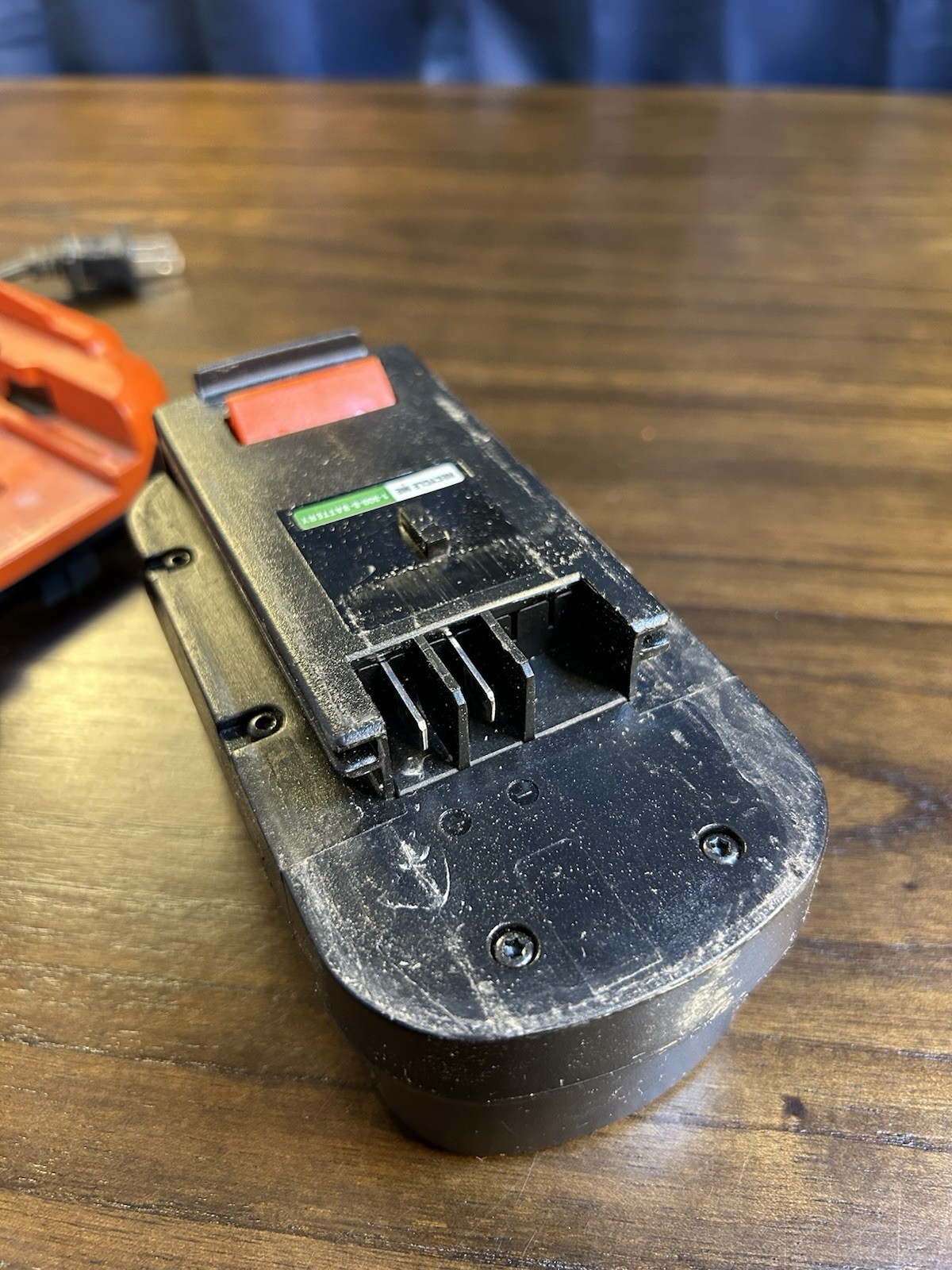 Black & Decker FSMVC Fire Storm 9.6-18V Ni-Cd CHARGER & 18V Battery OEM