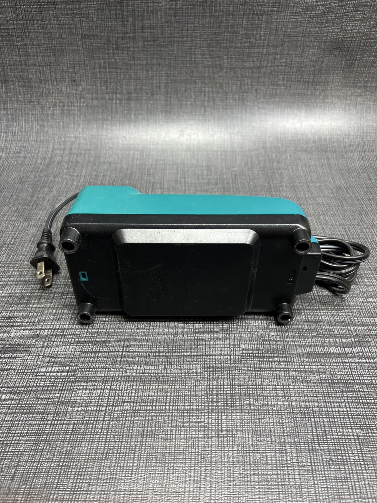 OEM Makita DC1414 T 7.2-14.4V Ni-MH Ni-Cd Tool Battery Charger tested works