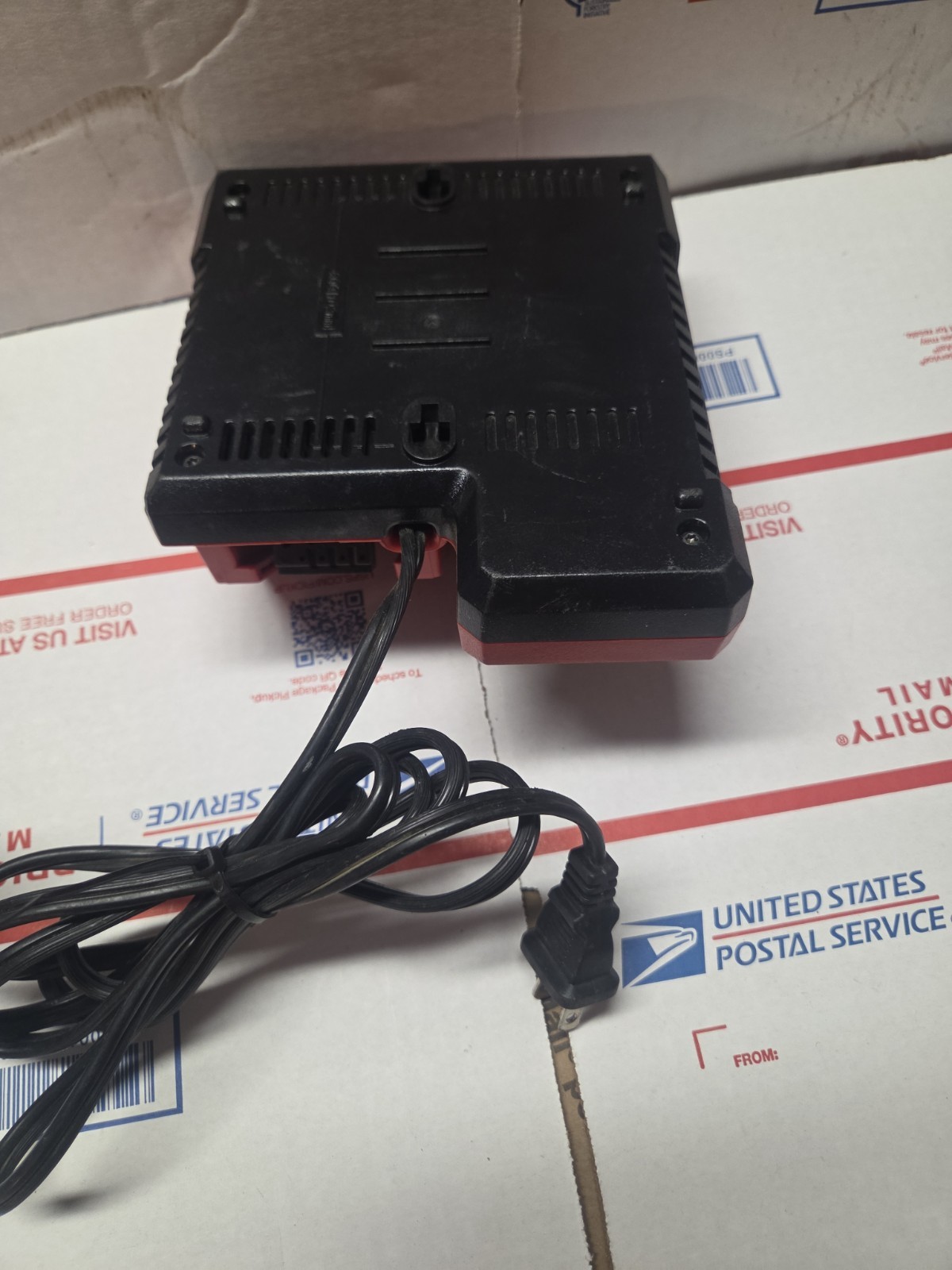 Milwaukee 48-59-1812 M12 and M18 Charger