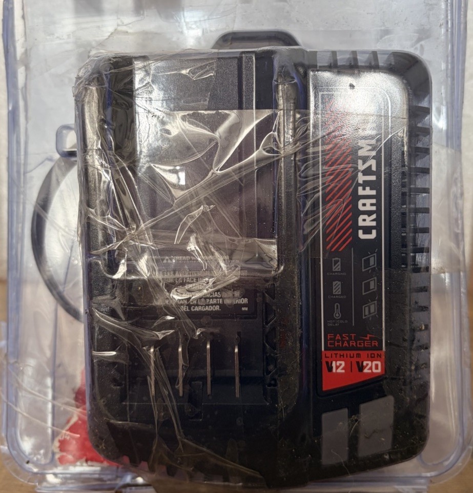 Craftsman V20 20VBattery Fast Charger CMCB104 20V Max Lithium ion Battery