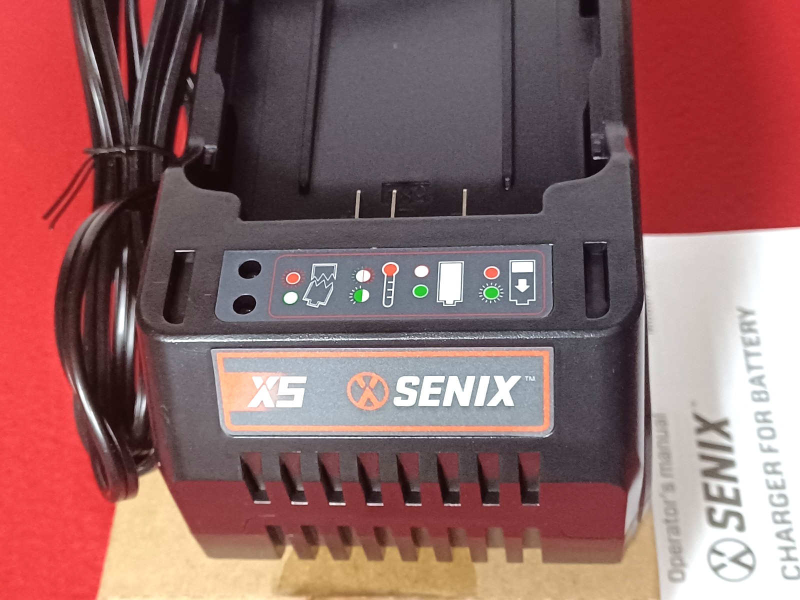 NEW SENIX CHX5 58 Volt Max* Lithium-ion Battery Charger For B25X5 Power Tools