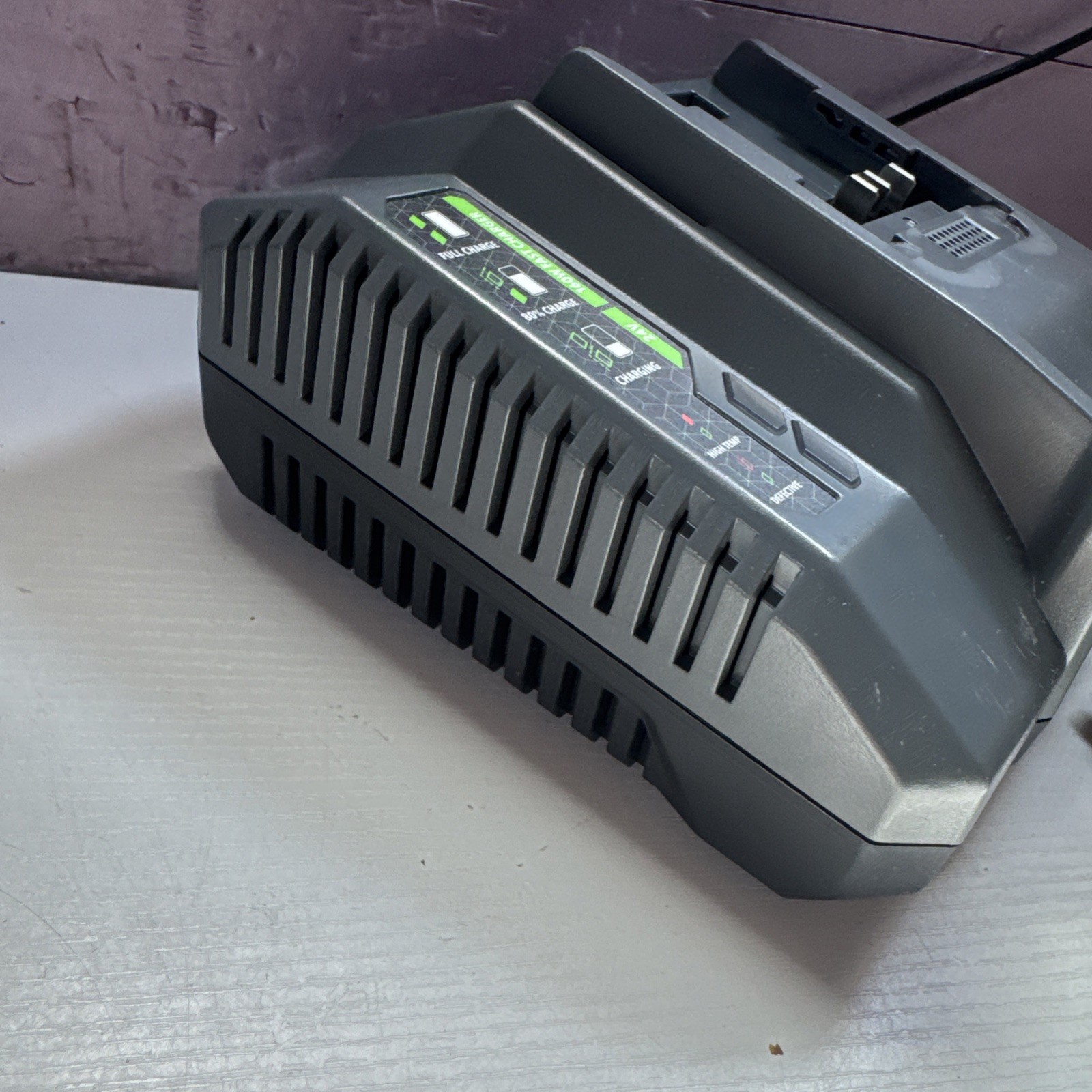 FLEX FX0411 24V 160W Lithium-Ion Battery Fast Charger