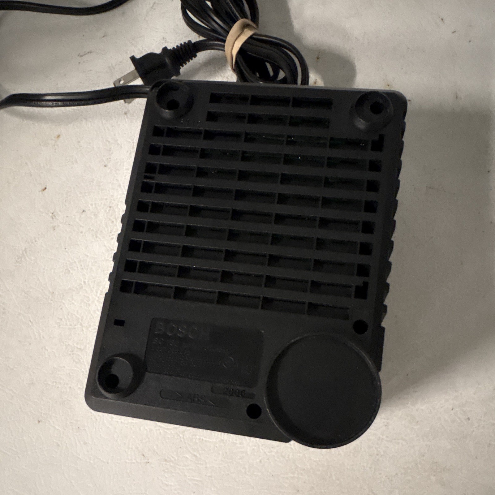 Bosch 7.2-24V Battery Charger BC 130 2 607 225 033, Black