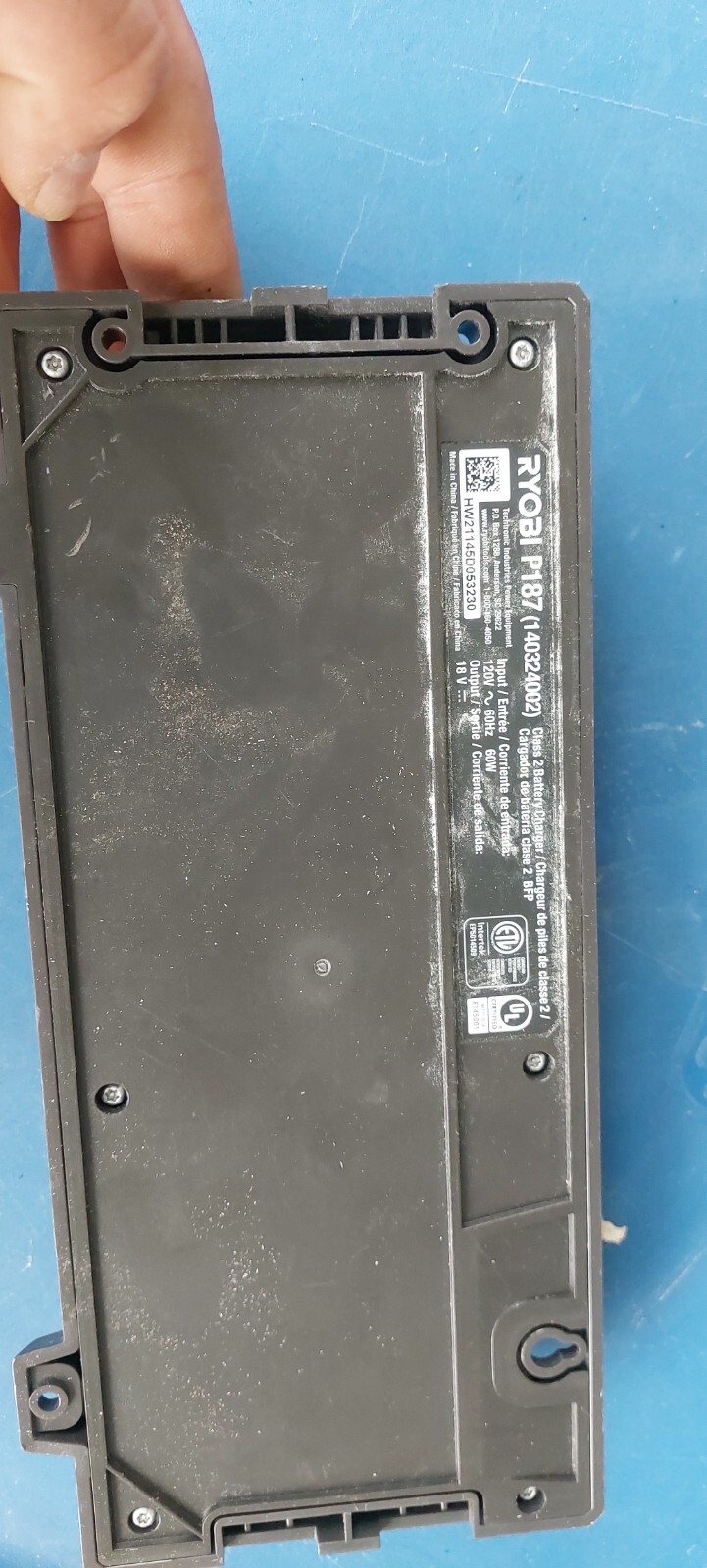 RYOBI P187 ONE+ 18V Fast EVERCHARGE Charger
