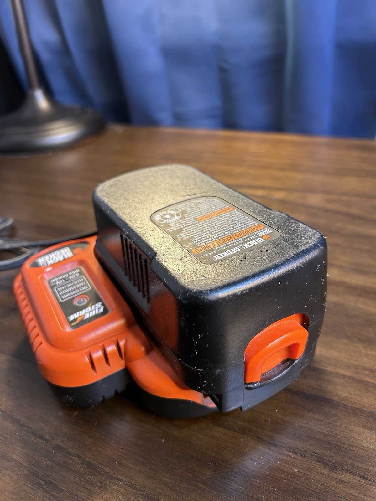 Black & Decker FSMVC Fire Storm 9.6-18V Ni-Cd CHARGER & 18V Battery OEM
