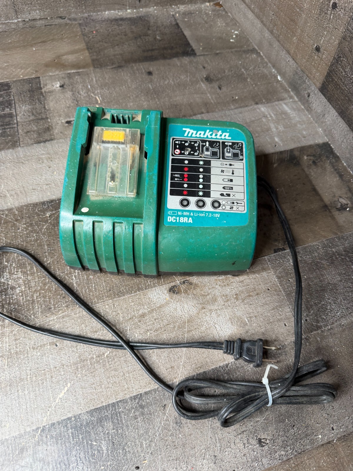 Makita DC18RA Rapid Battery Charger 7.2-18V