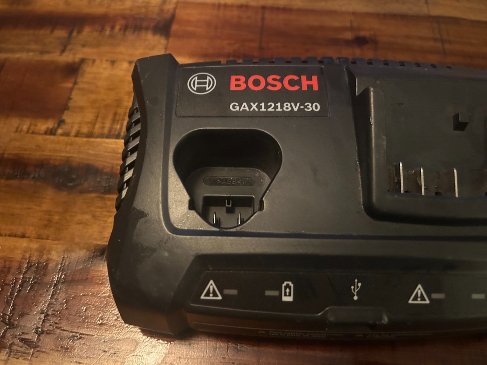 BOSCH GAX1218V-30 Lithium Ion Battery Charger 12V Max 18V
