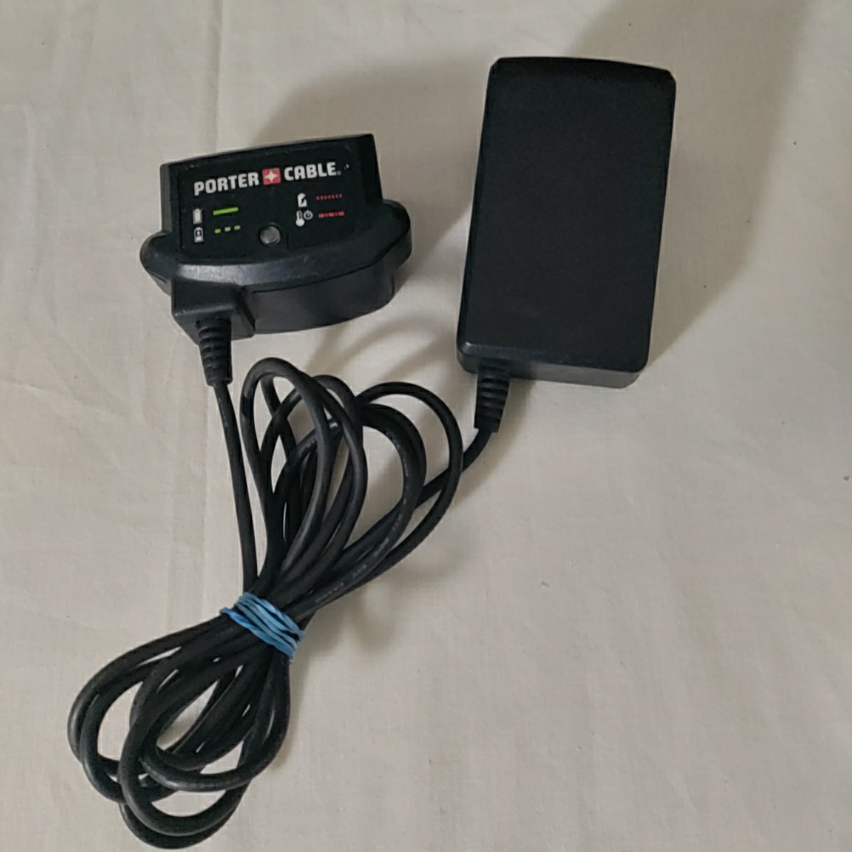 PORTER CABLE PCC699L 20V Max Lithium Ion 20 Volt Battery Charger