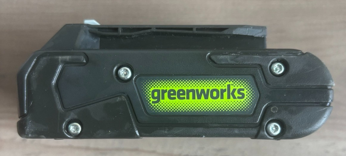 GreenWorks Rechargeable LI-ION Battery 24V