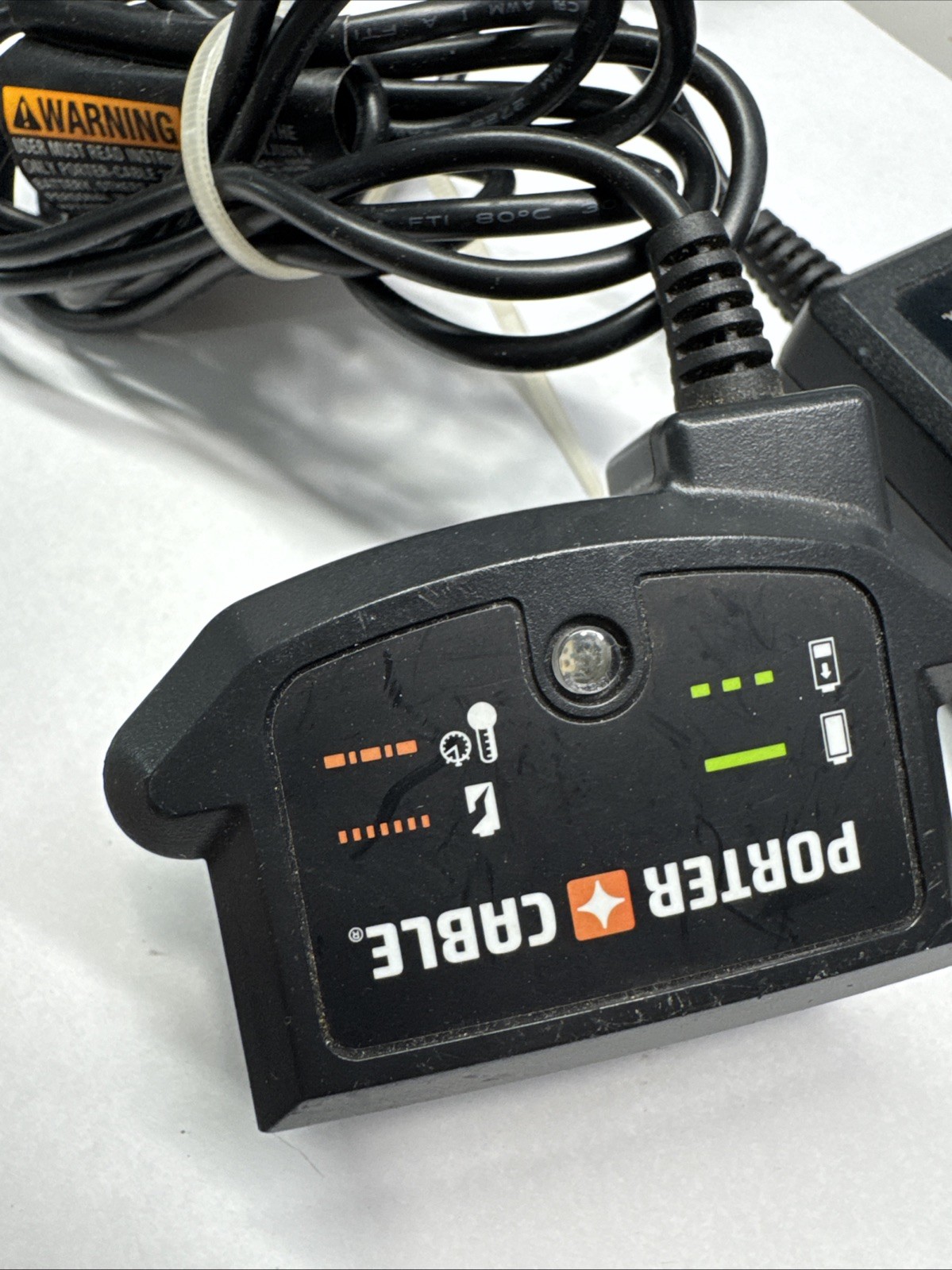 PORTER-CABLE PCC699L 20V Max Lithium-Ion Battery Charger And Battery